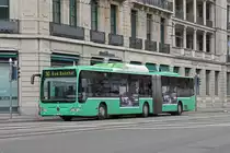 Mercedes Citaro 721, auf der Linie 30, fährt Richtung Haltestelle Steinenschanze. Die Aufnahme stammt vom 07.12.2019.
