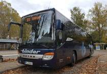 Hier ist der PF B 8017 von Binder Reisen auf der SEV Linie S5 nach Söllingen im Einsatz. Gesichtet am 02.11.19 am Bahnhof Durlach in Karlsruhe.