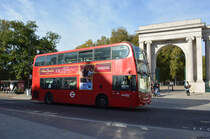 24.10.2018 / London Hyde Park / Alexander Dennis / SN12 AAV.