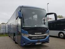 Hier wartet der KA HT 170 von Hagro Transbus (Pieck Reisen) auf seinen nächsten Ausflug. Gesichtet am 03 November 2019 auf dem Hagro Transbus Betriebshof in Ettlingen.