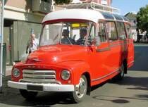 Opel Oldtimer-Kleinbus anl�sslich einer Deutschland-Rundfahrt am 22.07.2007 in Euskirchen.