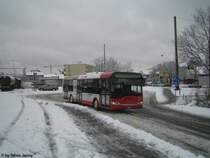 Am Morgen des 17.12.08 schneite es in Winterthur derart heftig, dass Nachmittags um 13.00 die Strassen immer noch schneebedeckt waren. Die Linie 10 musste kurzzeitig eingestellt werden, und sp�ter wurden Busse mit Schneeketten eingesetzt. Am Nachmittag f�hrt dann den Solaris 207 mehr oder weniger wieder normal zur Haltestelle des Bhf. Oberwinterthur.