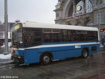 NAW/RJ Nr. 549 am 17.12.08 auf der Linie 9 beim Bhf. Luzern. Dieser NAW h�tte 2006 ausgemustert werden sollen. Nach seinem Todesurteil wurde er aber nochmals eingel�st, und steht seither als Reservefahrzeug f�r die Linie 9 im Einsatz.