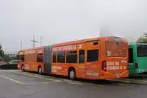 Mercedes Citaro 7052 mit der easy Jet Werbung steht auf dem Hof der Garage Rankstrasse. Die Aufnahme stammt vom 22.10.2019.