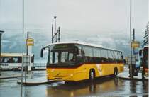 Fl�ck, Brienz Nr. 4/BE 623'971 Volvo am 6. Dezember 2008 Brienz, Bahnhof