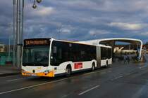 Mainzer Mobilität Mercedes Benz Citaro 2 G Wagen 949 am 18.01.20 auf der Theodor Heuss Brücke die zur Zeit für Autos gesperrt ist