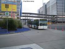 VBG/Maag Citaro Nr. 30 am 14.12.08 beim Flughafen Z�rich. Dieses Bild ist der Beweis, dass es der Flughafen bei Kloten nicht nur aus Beton besteht!