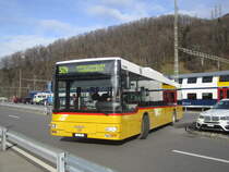 Postauto/Niederer GL 63, ex. Regie Hausen Nr. ??? (MAN A20) am 15.12.2019 beim Bhf. Ziegelbrücke