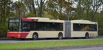 Ein MAN Niederflurbus 2. Generation Gelenkbus im Schienenersatzverkehr für die Berliner S-Bahn am 10.10.19 Berlin Marzahn.
