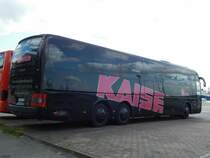 MAN Lion's Coach von Kaiser Reisen aus Deutschland im Stadthafen Sassnitz am 01.05.2018