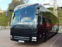 MAN Lion's Coach von Kaiser Reisen aus Deutschland im Stadthafen Sassnitz am 01.05.2018