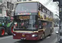 Ein Güleryüz Panora Doppelstock Sightseeing Bus der Fa. Bigbustours am 26.11.19 Berlin Mitte. 
