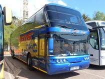 Neoplan Spaceliner von Dens aus Deutschland im Stadthafen Sassnitz am 04.05.2018