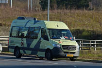WU 8882, Mercedes Benz Sprinter von Demy Cars, im Rand Gebiet der Stadt Luxemburg unterwegs. 16.01.2020
