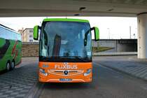 FlixBus Mercedes Benz Tourismo am 01.03.20 in Ludwigshafen Hbf 