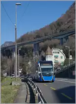 Auf der VMCV Linie 201 verkehren seit neustem  Last-Mile  Buse, da die Verlängerung der Strecke nach Rennaz nach einer Volksabstimmung nicht elektrifiziert werden durfte.
So fahren die Buse Vevey Funi - Villenueve elektrisch und dann bis Rennaz mit thermischer Energie. 

Bei Villeneuve, den 7. Feb. 2020