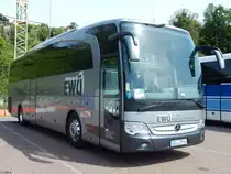 Mercedes Travego von EWÜ Bustouristik aus Deutschland im Stadthafen Sassnitz am 21.05.2018