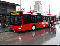 asm Oberaargau - MAN Lion`s City Nr.62 BE 858862 bei Regen vor dem Bahnhof in Herzogenbuchsee am 05.03.2020
