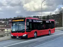 Bernmobil MB C2 hybrid 171 am 9.3.20 auf der Riedmoosbrücke in Niederwangen.