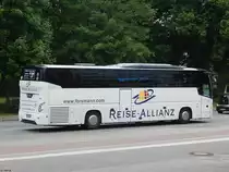 VDL Futura von Reise-Allianz/Optimal-Reisen Forsmann aus Deutschland im Stadthafen Sassnitz am 26.05.2018