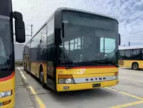 PostAuto Setra 319 NF am 17.3.20 bei Interbus in Yverdon parkiert.