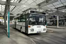 Bus Schwarzenberg / Bus Erzgebirge: Mercedes-Benz O 407 (ERZ-VB 678) der RVE (Regionalverkehr Erzgebirge GmbH), aufgenommen im Februar 2020 am Bahnhof von Schwarzenberg / Erzgebirge.