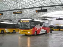 Postauto/Regie Chur GR 106 551 ''Radio Südostschweiz'' am 4.2.2020 beim Bhf. Chur