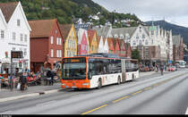 Skyss 8636 vor der Kulisse von Bryggen in Bergen am 21. August 2019.