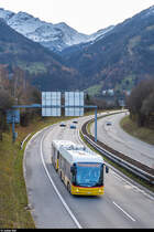 Postauto 10248 mit Anhänger am 30. November 2019 als Bahnersatz Lauterbrunnen - Interlaken bei Matten.