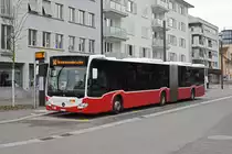 Wärend der Grossbaustelle zwischen Muttenz und Pratteln werden Busse aus Wien als Tram Ersatz auf der Linie 14 eingesetzt. Hier bedient der Mercedes Citaro 98 die Haltestelle beim Bahnhof Pratteln. Die Aufnahme stammt vom 30.03.2020.