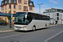 Setra Reisebus als SEV für die Niddertalbahn am 18.04.20 in Bad Vilbel