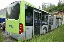 Heckansicht vom neuen MB C2 G 301 der Busland AG am 13.5.20 vor dem Depot in Langnau.
