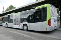 Heckansicht des MB C2 116 der Busland AG am 13.5.20 auf dem Bahnhofplatz in Burgdorf.