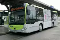 MB C2 K hybrid 211 der Busland AG am 13.5.20 auf dem Bahnhofplatz Burgdorf.