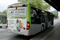 Heck des MB C2 K hybrid 211 der Busland AG am 13.5.20 beim Bahnhof Burgdorf.