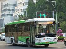 Foton BJ5120A on line 108, spots near Yuexiu Park
Guangzhou Public Transport