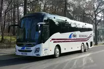 Volvo 9700 vom 'Reisebusunternehmen Weinheimer -RWH' (f.IGW). Hier, nahe Olympiastadion Berlin, im Januar 2020.
