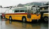 Aus dem Archiv: Segessenmann, Burgistein BE 2172 U Saurer/Tscher RH (ex P 24'229) am 20. August 1999 Thun, Garage STI