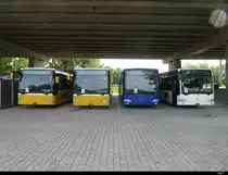 Intertours - 4 Occ. Mercedes Citaro ex BVB Nr.793 / 792 / 791 / 794 abgestellt unter Autobahnbrücke in Kerzers am 23.05.2020