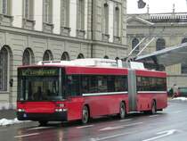 Bern Mobil - NAW Trolleybus Nr.10 unterwegs auf der Linie 12 in Bern am 12.12.2008