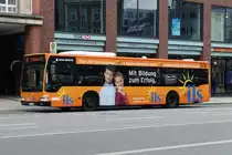 HHA 1117 (HH-YB 1117) am 9.6.2020, Hamburg, Gänsemarkt, EvoBus MB O 530 Facelift, EZ 2011 /