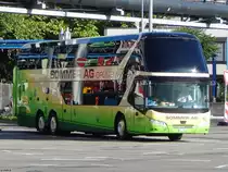 Neoplan Skyliner von Sommer AG aus der Schweiz in Stuttgart am 22.06.2018