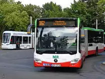 Ein Mercedes-Benz O 530 III der Bogestra Anfang Juni 2020 in Wanne-Eickel.