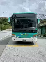 Front der Setra 415 UL von Marty Reisen am 17.6.20 in Varen.