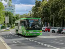Graz. Am 18.07.2020 war dieser Setra S 418 LE von Postbus auf dem Weg zum Andreas-Hofer-Platz, hier beim Rossegerkai. 
