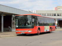 Schienenersatzverkehr zwischen Berlin Flughafen Schönefeld und Königs Wusterhausen am 14. Juni 2020 durch einen Setra S 415 NF der Firma Überlandverkehr Thomas Präkelt aus Lübben.
