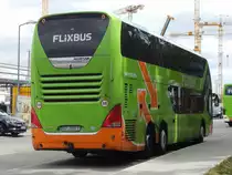 Neoplan Skyliner von Flixbus/Vincek aus Kroatien in Karlsruhe am 22.06.2018