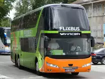 Neoplan Skyliner von Flixbus/Vincek aus Kroatien in Karlsruhe am 22.06.2018