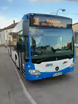 HN-VB-6089/Wagen 89(Baujahr 2015, Euro 6) der Stadtwerke Heilbronn steht an der Endhaltestelle der Linie 31 (Kirchhausen Wimpfener Weg) und hat vor kurzem seine Werbung für Josef Lang & Sohn GmbH verloren. 
Bustyp: C2LE 