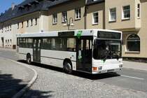 Bus Schwarzenberg / Bus Grünhain-Beierfeld / Bus Erzgebirge: MAN EL (ASZ-BV 24) der RVE (Regionalverkehr Erzgebirge GmbH), aufgenommen im Juni 2020 im Stadtgebiet von Grünhain-Beierfeld.